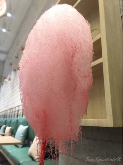 Strawberry Cheesecake Cotton Candy Tree