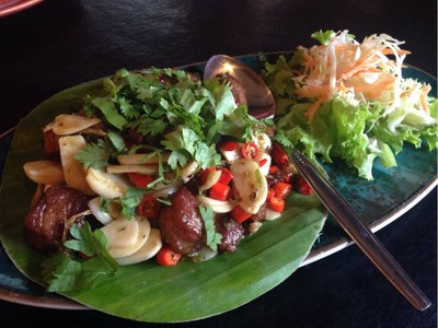 อาหาร หรือ เครื่องดื่ม