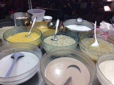 ขนมหวานหลายอย่าง 25฿