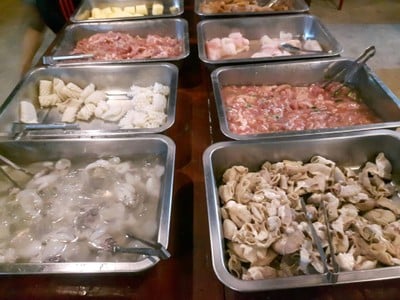 สมบูรณ์หมูกระทะบุฟเฟ่ต์