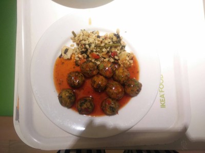 มีทบอลผักน่ากลัวฝุด