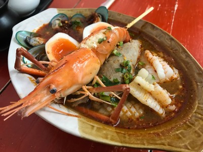 ก๋วยเตี๋ยวต้มยำรวมมิตร
