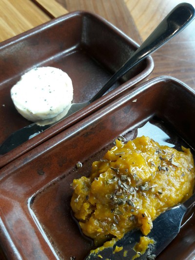 เนยกับฟักทองบด