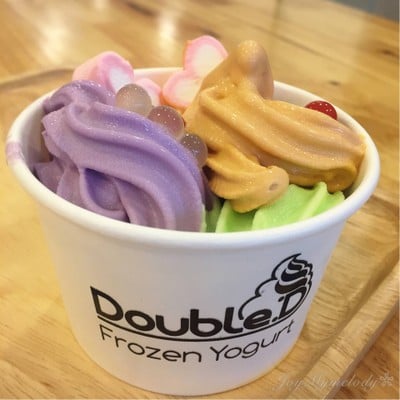 เมนูของร้าน Double D Frozen Yogurt Bar Bee Hive