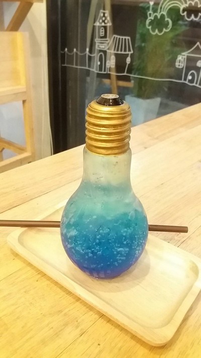 BLUE HAWAII