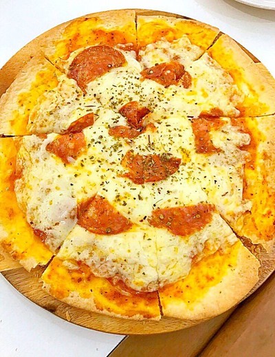 Pepperoni Pizza 250-