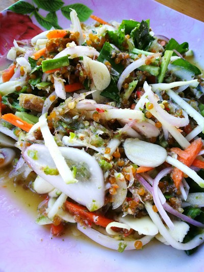 ยำไข่แมงดา