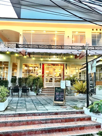 หน้าร้าน bliss cafe & restaurant
