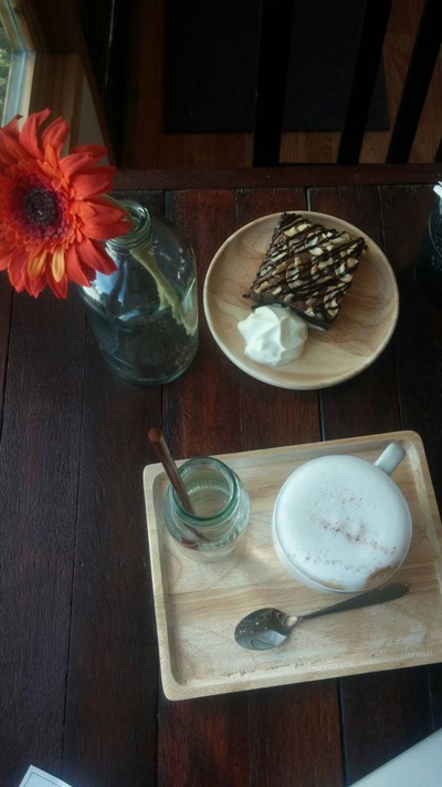 Hot Capucinno & Brownie