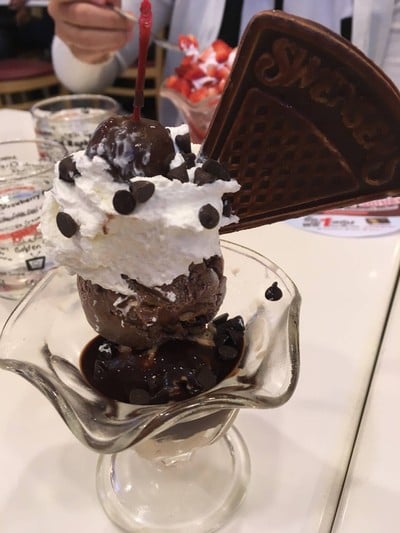 Sticky Chevy Chocolate