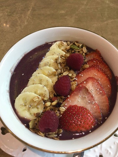 ACAI BOWL .