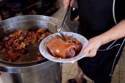 เมนูของร้าน ร้านขาหมูเชียงดาว (เจ้าเก่า)