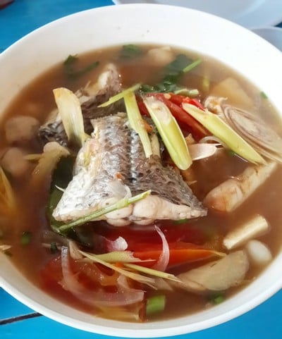 เมนูของร้าน มิสเตอร์แซ่บ หลังแหลมทอง