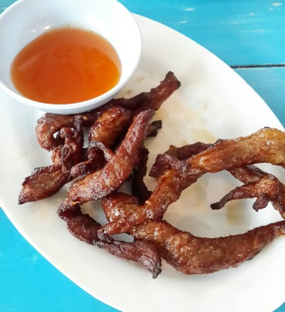เมนูของร้าน มิสเตอร์แซ่บ หลังแหลมทอง