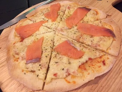 Pizza Tomato Sauce & Smoke Salmon