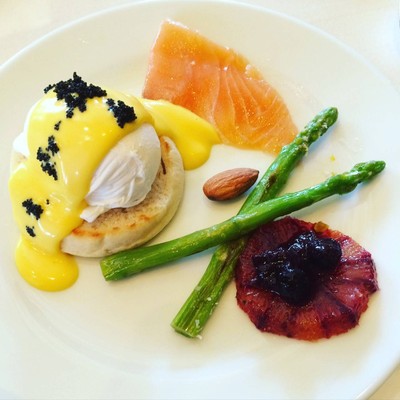 Egg benedict ..