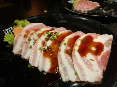 เบคอน