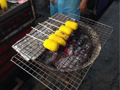 โพดปิ้งไม่หยิ่งจ่ะ ตลาดโต้รุ่งหัวหิน