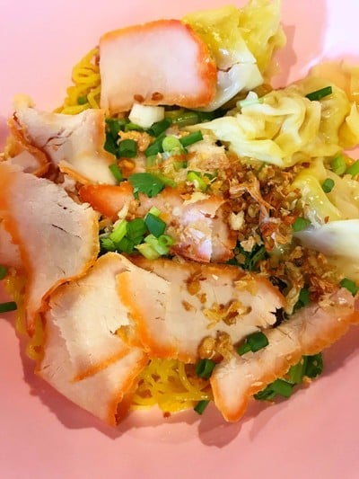 บะหมี่เกี๊ยวแห้ง