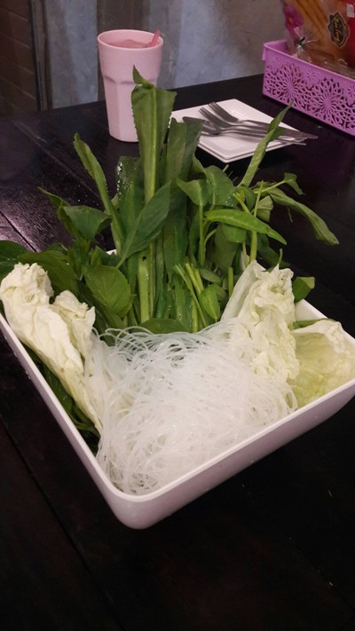 อาหาร หรือ เครื่องดื่ม
