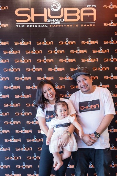 คุณอิฐธิรัตน์ โพธิหิรัญ และ คุณอลิสา โพธิหิรัญ