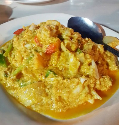 เนื้อปูผัดผงกะหรี่