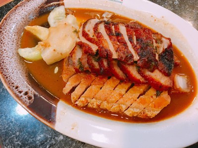 เป็ดย่าง หมูแดง หมูกรอบ