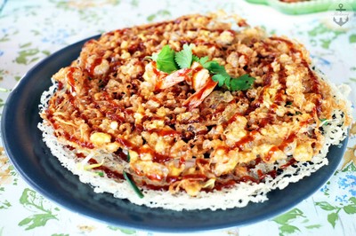 หมี่กรอบ