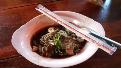 ก๋วยเตี๋ยวเรือรุ่งรัตน์ รังสิตนครนายก 68