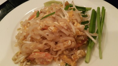 ผัดไทยกุ้งสด