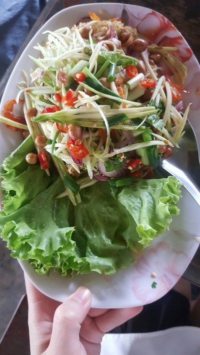 อาหาร หรือ เครื่องดื่ม