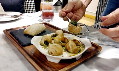 Escargots with Garlic Butter
