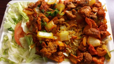 Chicken tikka masala .