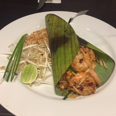 ผัดไทยกุ้งสด