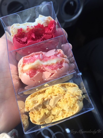 มาการอง