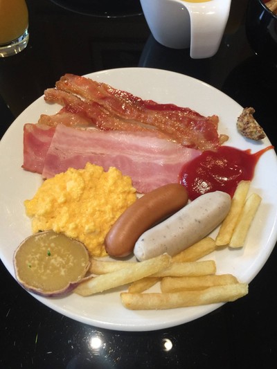 อาหารเช้าแบบนานาชาติ