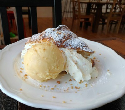 Ice Cream Croissant