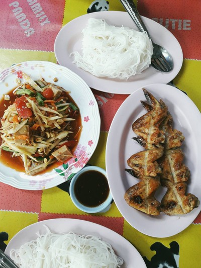 ตำไทย ไก่ย่าง