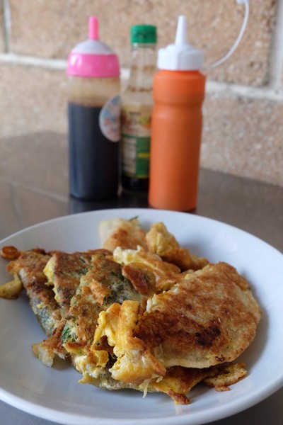 กุยช่ายทอดใส่ไข่