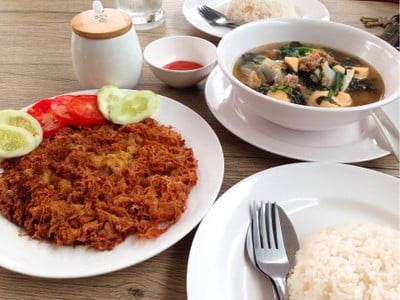 ไข่เจียว+ต้มจืด