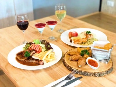 Chef Plus Cafe'&Bistro (เชฟพลัส คาเฟ่แอนด์บิสโทร) Chef Plus Cafe'&Bistro (เชฟพลัส คาเฟ่แอนด์บิสโทร)
