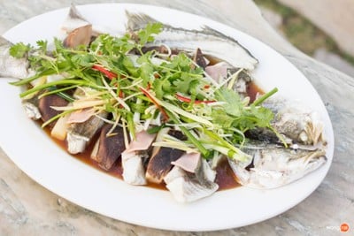 บ้านน้ำเคียงดิน Ban Nam Kieng Din