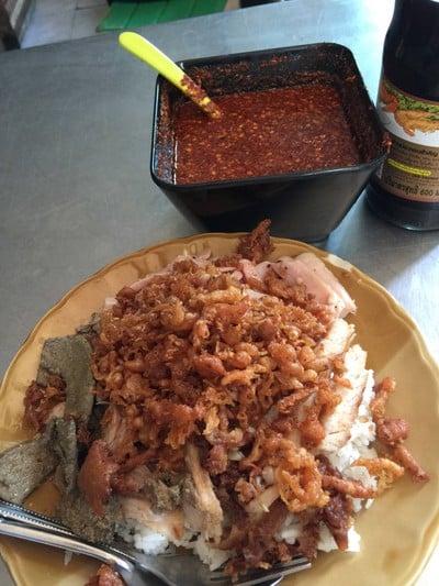 เมนูของร้าน หมูทอดเจ๊จง หลังโลตัสพระราม 4
