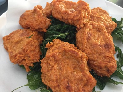 อาหาร หรือ เครื่องดื่ม