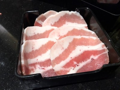 หมูสามชั้น