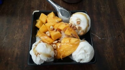 ไอติมกะทิมะม่วงสด