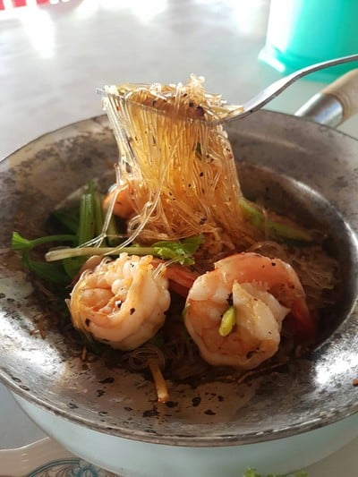 กุ้งอบวุ้นเส้น