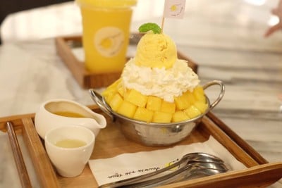 เมนูของร้าน Make Me Mango ท่าเตียน