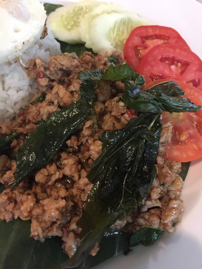 กระเพรารสแซ่บ