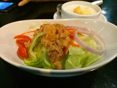 ยำสลัดทูน่า